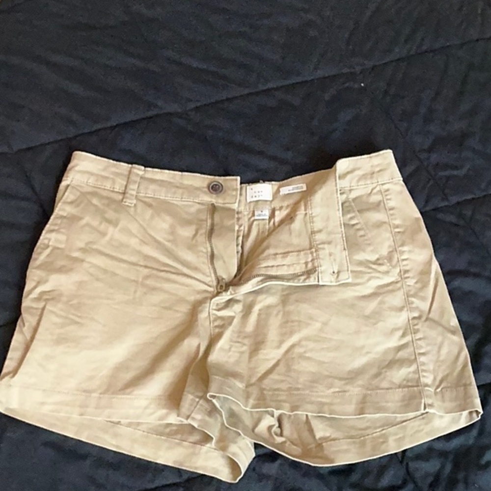 Women's Tan Shorts